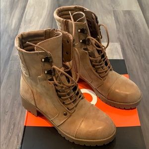 Tan/Light Brown Guess Boots